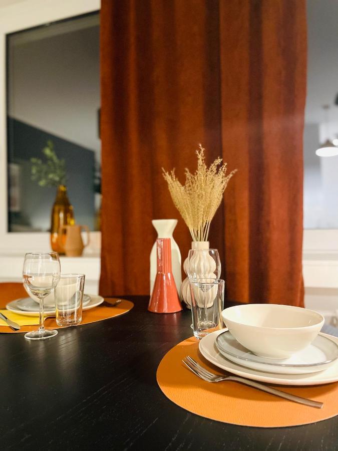 Klassen Stay - Exklusives Apartment Am Hbf - Kueche, Netflix, Kingsizebett Koblenc Exteriér fotografie