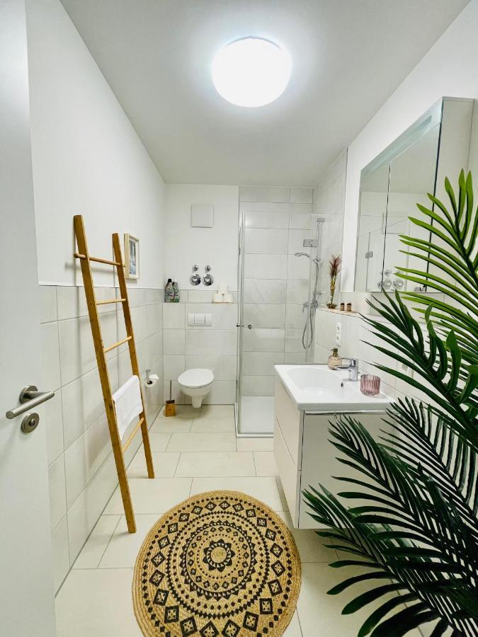 Klassen Stay - Exklusives Apartment Am Hbf - Kueche, Netflix, Kingsizebett Koblenc Exteriér fotografie